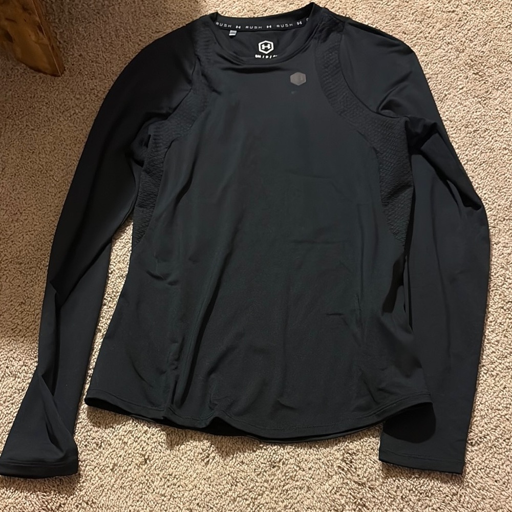 Black Long Sleeve Athletic Top